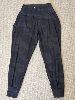 all in motion Black Perforated Active Jogger Size S